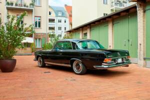 Imagen 5/199 de Mercedes-Benz 280 SE 3,5 (1971)