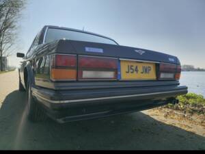 Image 16/33 of Bentley Turbo R lang (1992)