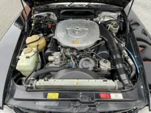 Image 27/36 of Mercedes-Benz 560 SL (1986)