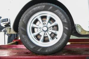 Bild 48/50 von Volkswagen Käfer 1303 LS (1976)