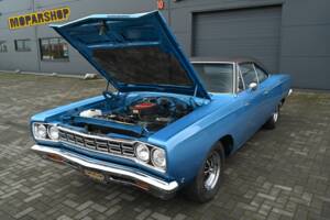 Bild 23/50 von Plymouth Road Runner Hardtop Coupé (1968)
