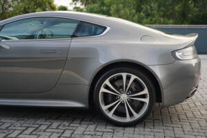 Immagine 44/50 di Aston Martin V12 Vantage (2012)