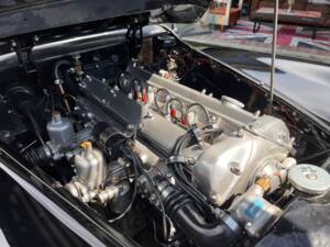 Image 37/37 de Jaguar XK 120 DHC (1954)