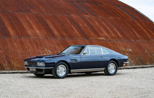 Bild 2/36 von Aston Martin DBS V8 (1971)