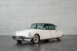 Bild 1/50 von Citroën DS 21 Pallas (1966)