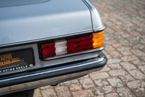 Image 14/38 of Mercedes-Benz 300 D (1981)