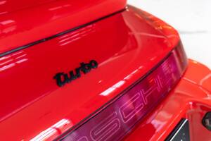 Image 27/32 of Porsche 911 Turbo 3.3 (1992)
