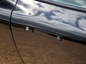 Image 37/94 of Aston Martin DB 9 (2014)