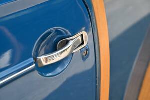 Image 24/37 of Morris Minor 1000 Traveller (1971)