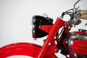 Afbeelding 33/50 van Moto Guzzi DUMMY (1952)