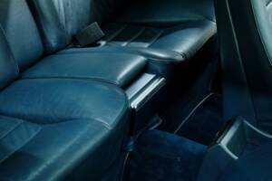 Image 36/50 of Mercedes-Benz 500 SEC (1982)