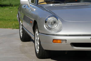 Image 11/50 of Alfa Romeo 2.0 Spider (1992)