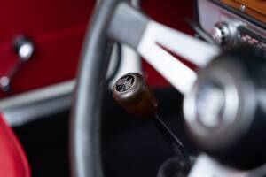 Image 9/50 of Triumph Herald 1200 (1967)