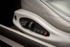 Image 29/56 of BMW 323Ci (2000)