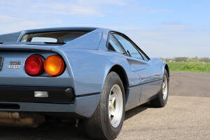 Bild 41/50 von Ferrari 308 GTB (1976)