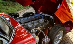 Image 5/50 de Jaguar E-Type (1969)