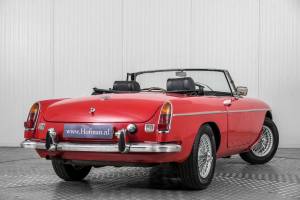 Afbeelding 47/50 van MG MGB (1973)