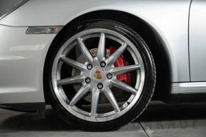 Image 13/58 of Porsche 911 Carrera 4S (2007)