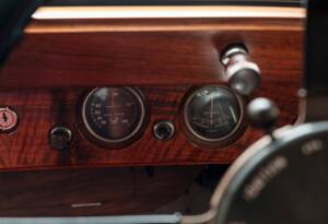 Image 17/25 de Alvis 4.3 Liter Saloon (1937)