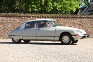 Imagen 31/50 de Citroën DS 20 Pallas (1971)