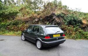 Image 32/37 de Volkswagen Golf III 2.0 16V GTI (1992)