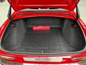 Image 21/39 of Peugeot 204 Convertible (1968)