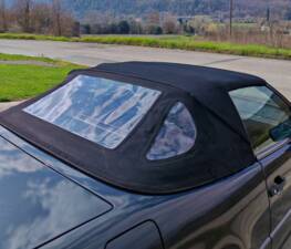 Image 17/42 of Mercedes-Benz 300 SL-24 (1992)