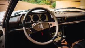 Image 9/33 of Peugeot 504 Coupé (1979)