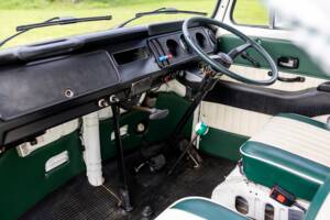 Image 43/50 of Volkswagen T2 Brasil Camper (1972)