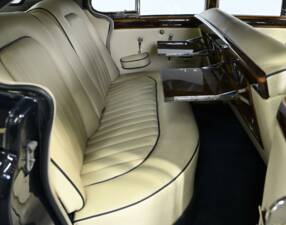 Image 27/50 of Jaguar Mk VIII (1958)