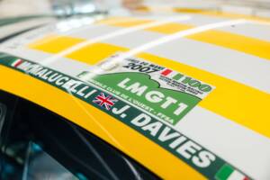 Image 21/30 of Aston Martin DBR9 GT1 (2006)