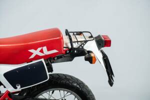 Image 13/50 of Honda DUMMY (1985)