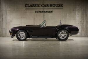 Image 4/73 of AC Cobra Replica (2005)