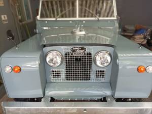 Land rover series 3