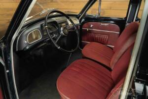 Imagen 14/19 de Renault Dauphine Export (1965)