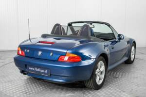 Bild 26/50 von BMW Z3 1.9i (2000)