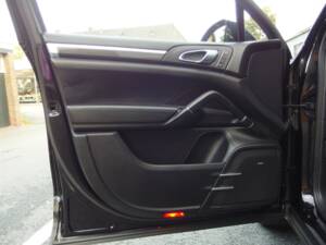 Imagen 43/97 de Porsche Cayenne Turbo (2011)