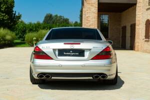 Immagine 8/50 di Mercedes-Benz SL 65 AMG (2005)