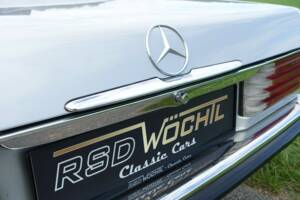 Image 23/37 de Mercedes-Benz 450 SL (1978)