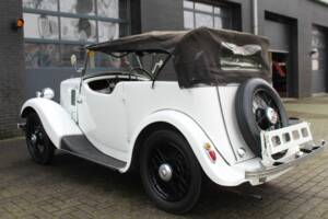 Image 4/8 of Morris Eight (1935)