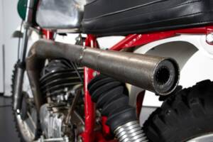 Image 41/50 of CZ 250 (1977)