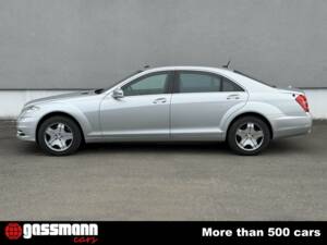 Immagine 5/15 di Mercedes-Benz S 450 CDI Guard LWB (2010)