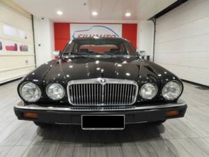 Bild 2/15 von Jaguar XJ6 3.2 (1984)