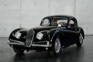 Image 3/48 of Jaguar XK 120 FHC (1954)