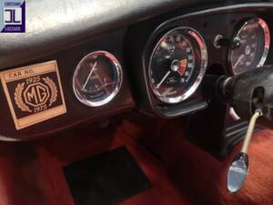 Imagen 25/44 de MG MGB (1963)