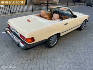 Imagen 3/12 de Mercedes-Benz 560 SL (1986)