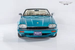 Immagine 2/24 di Jaguar XJS 4.0 Celebration (1996)