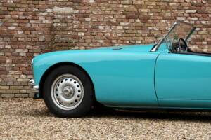 Imagen 43/50 de MG MGA Twin Cam (1959)