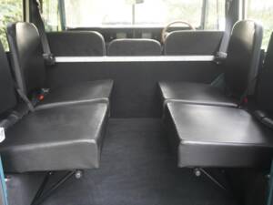 Bild 12/15 von Land Rover 88 (1982)