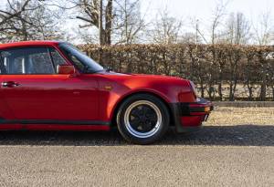 Image 11/30 of Porsche 911 Turbo 3.3 (1988)